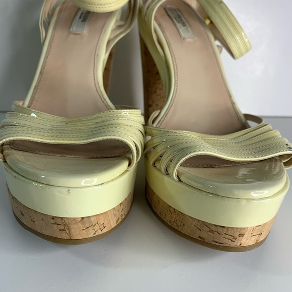 Prada heels shoes - Picture 3 of 8